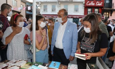 Mudanya’da her yer kitapla dolup taştı