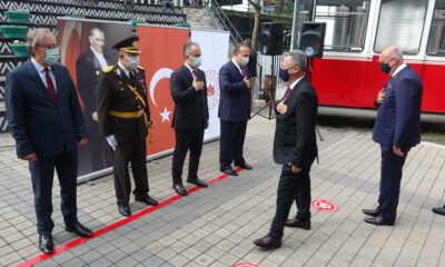 “Cumhuriyet, erdemin, faziletin, halk iradesinin, medeniyetin, hak ve hukukun adıdır”