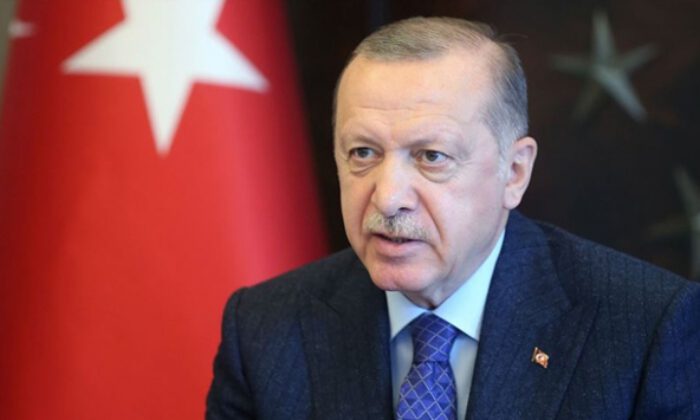 ERDOĞAN’DAN SAĞLIK ÇALIŞANLARINA MEKTUP