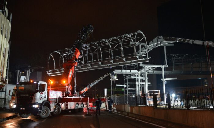 T2 Tramvay Hattında Gece Gündüz İmalat