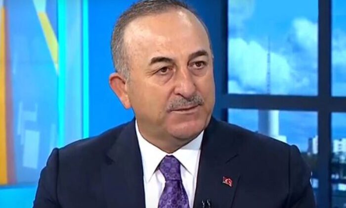 Çavuşoğlu: Rusya ile Ukrayna arasındaki krizin barışçıl bir şekilde çözümünü istiyoruz