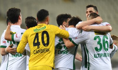 Bursaspor son dakikaları seviyor