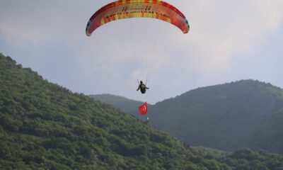 Özgürlük için Uludağ’dan atladılar!