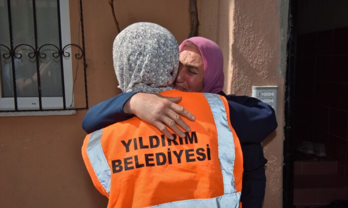 Yıldırım Belediyesi şehit annelerini unutmadı!