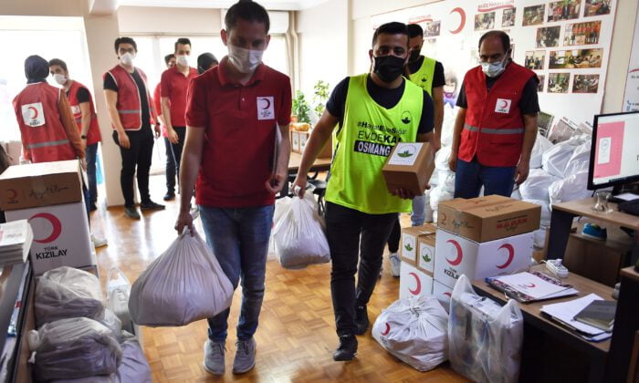 Sosyal Destekte Osmangazi ve Kızılay omuz omuza