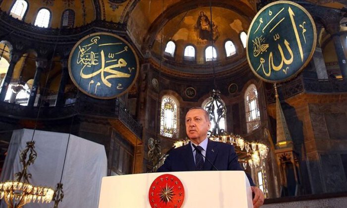 Cumhurbaşkanı Erdoğan’dan Ayasofya paylaşımı