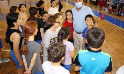 Basketbolcuların formaları Türkyılmaz’dan