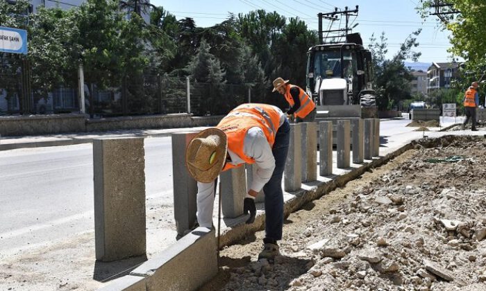 Güvenli ulaşım için yollar yenileniyor