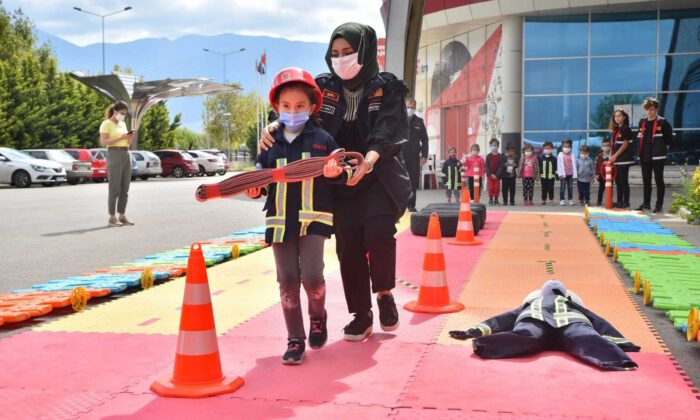 Minik itfaiye erleri görev başında