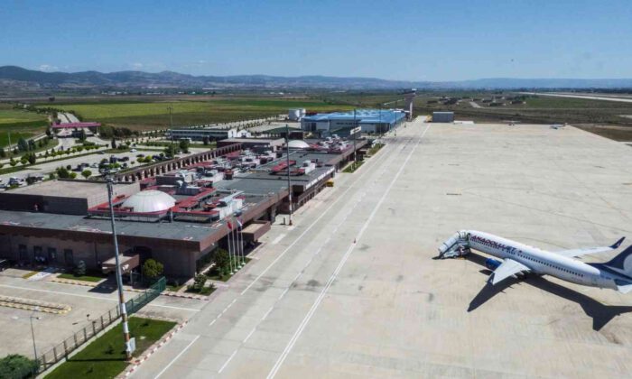 Anadolu Jet Yenişehir’e inemedi