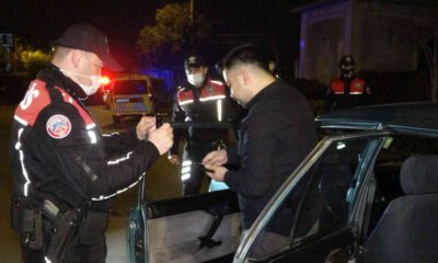 Bursa’da polislerden ’Şok’ uygulama