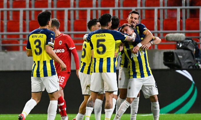 Fenerbahçe 3 puanla döndü