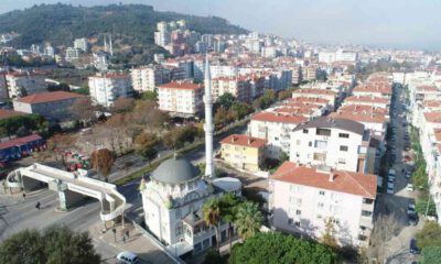 Hasarlı cami minaresi yıkılacak