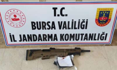 Jandarma traktör hırsızlarını yakaladı