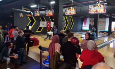 Osmangazililer bowling turnuvasında buluştu