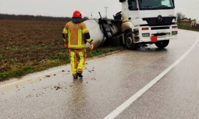 Kimyasal tankeri devrildi, facia son anda önlendi