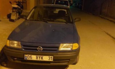 Bursa’da seyir halindeki otomobile kurşun isabet etti