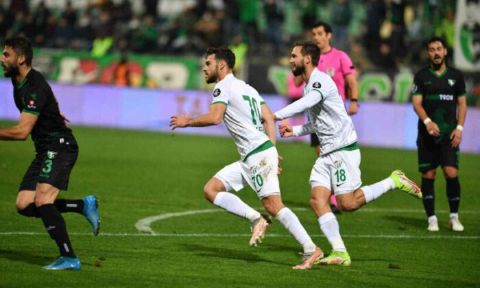 Bursaspor ilk kez deplasmanda 3 gol attı