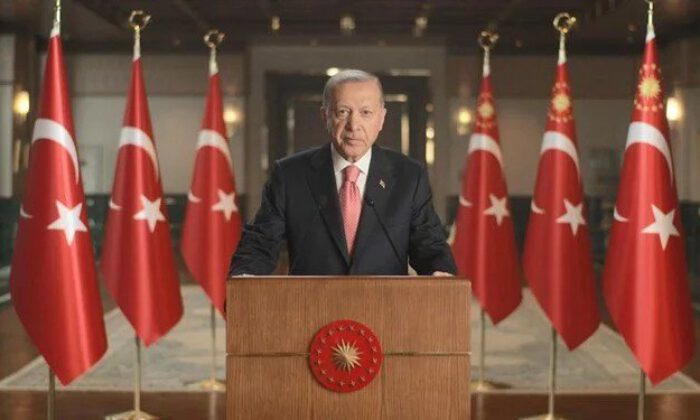 Erdoğan: Sosyal medya ana tehdit