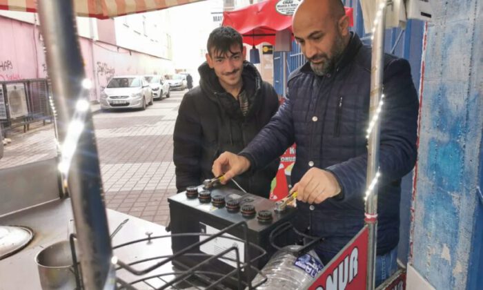 Hırsızlığa uğrayan engelli gence destek yağdı