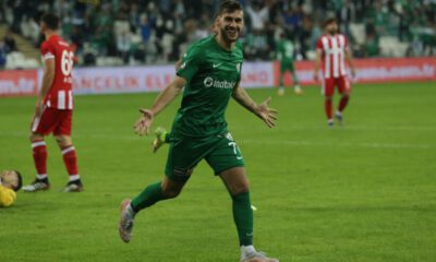 Bursaspor’da eksik futbolcular teknik ekibi düşündürüyor!