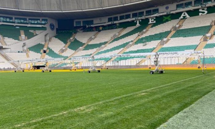 Bursaspor, Timsah Park’ın zemini ile ilgili çalışma başlattı