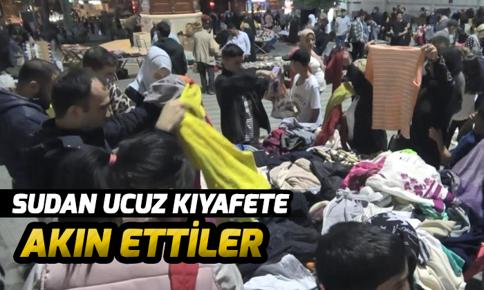 Ekmekten ucuz kıyafet sattı; bayram alışverişine çıkanlar hücum etti