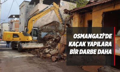 Osmangazi’de 2 metruk bina yıkıldı