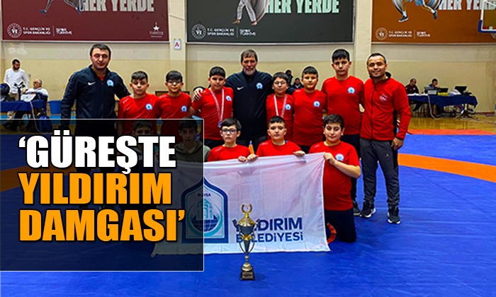 Güreşte Yıldırım Belediyespor damga vurdu