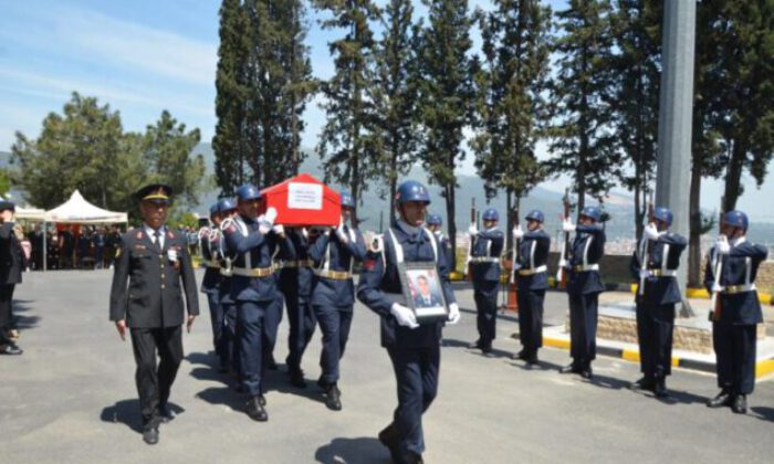 Başçavuş Çiftçi askeri törenle son yolculuğuna uğurlandı