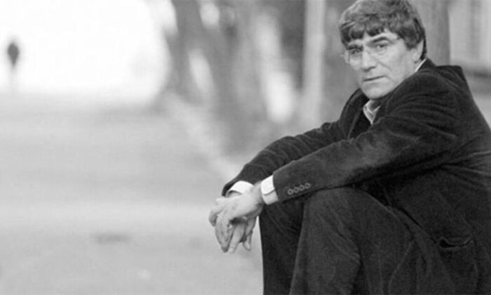 Hrant Dink Vakfı’nı tehdit ettikleri iddiasıyla 2 sanığın yargılandığı davada mahkeme 1 sanığı 2,5 yıl , 1 sanığı ise 2 yıl hapis cezasına çarptırdı.