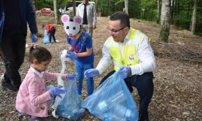 Mustafakemalpaşalı çocuklardan büyüklere çevre mesajı