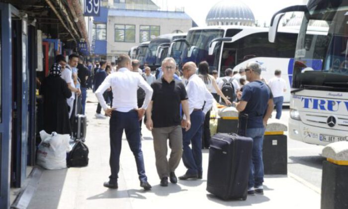 Kurban Bayramı öncesi otogarda yoğunluk başladı