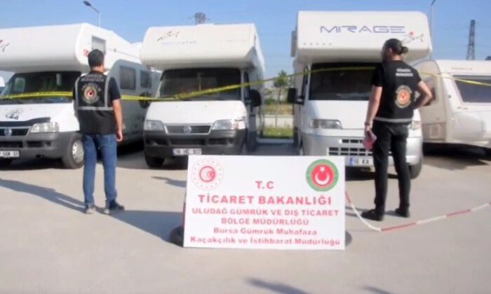 Sahillerde kaçak motokaravan avı