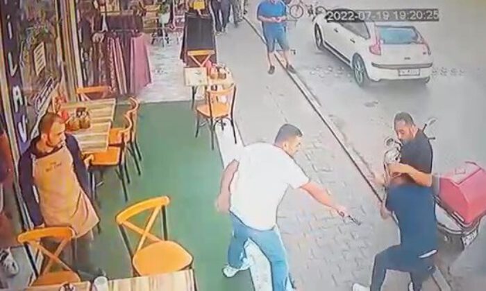 Pendik’te kazayla biten kovalamaca silahlı kavgaya dönüştü