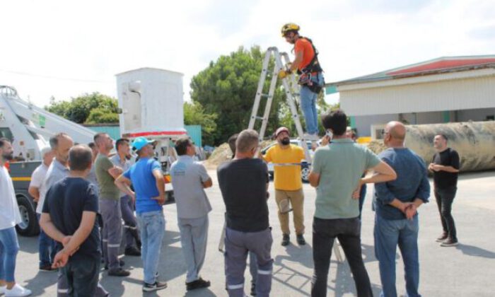 Nilüfer Belediyesi çalışanlarına yüksekte çalışma eğitimi