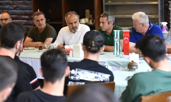 Başkan Aktaş’tan Bursaspor’a moral