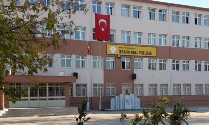 Okulun camından düşen öğrenciden 1 ay sonra acı haber geldi