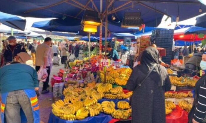 Işıkla tüketiciyi aldatıyorlardı…Pazarcılara şok baskın