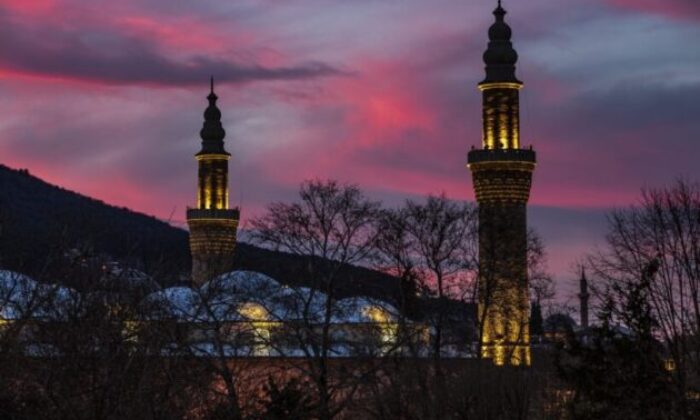 6 asırlık Ulu Cami geleceğe güvenle taşınacak