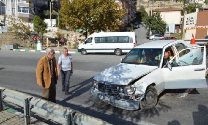 Ünlü Sanatçı Eşref Kolçak’ın otomobili çalınmak istendi