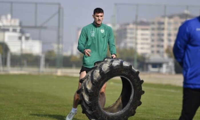 Bursaspor’a Hasan Ayaroğlu ve Ertuğrul Kurtuluş’tan sevindirici haber