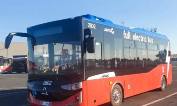 Bursa’dan İtalya’ya ilk elektrikli otobüs teslimatı