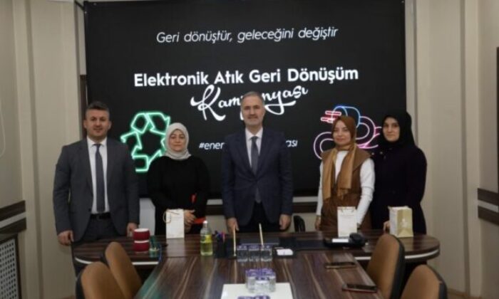 İnegöl’de elektronik atık kampanyasında ödüller verildi