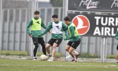 Bursaspor topa sahip olma çalışması yaptı