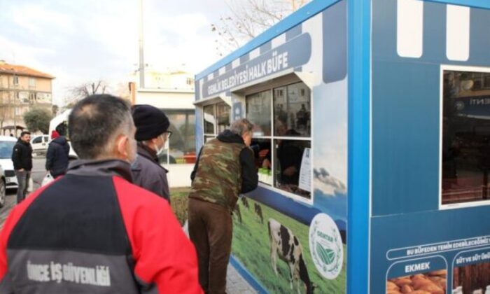 Halk büfeler vatandaşa bir yılda 4 milyon ürün ulaştırdı