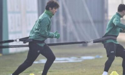 Bursaspor topa sahip olma çalışması yaptı