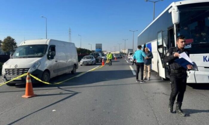 Sancaktepe TEM’de feci kaza: Yolcu otobüsü çarptı, metrelerce savrularak hayatını kaybetti