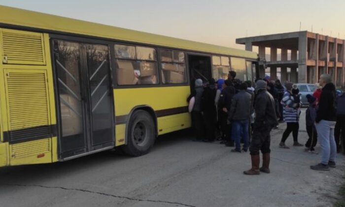 Sarı otobüslerle umuda yolculuk