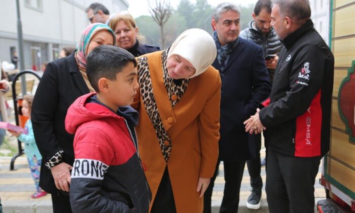 AK Kadınlar’dan ‘Sıcak sofralar tekrar kurulsun’ kampanyası